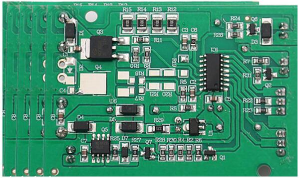 高周波PCB回路基板製造のための特定の要件は何か？