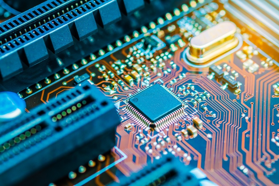 How to avoid the negative effect of via in high-speed PCB board design
