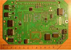 Diseño de placas de circuito impreso y producción manual de placas de circuito impreso