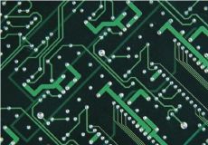 Ingenieros de PCB analizan las causas de las fallas en las placas de circuito