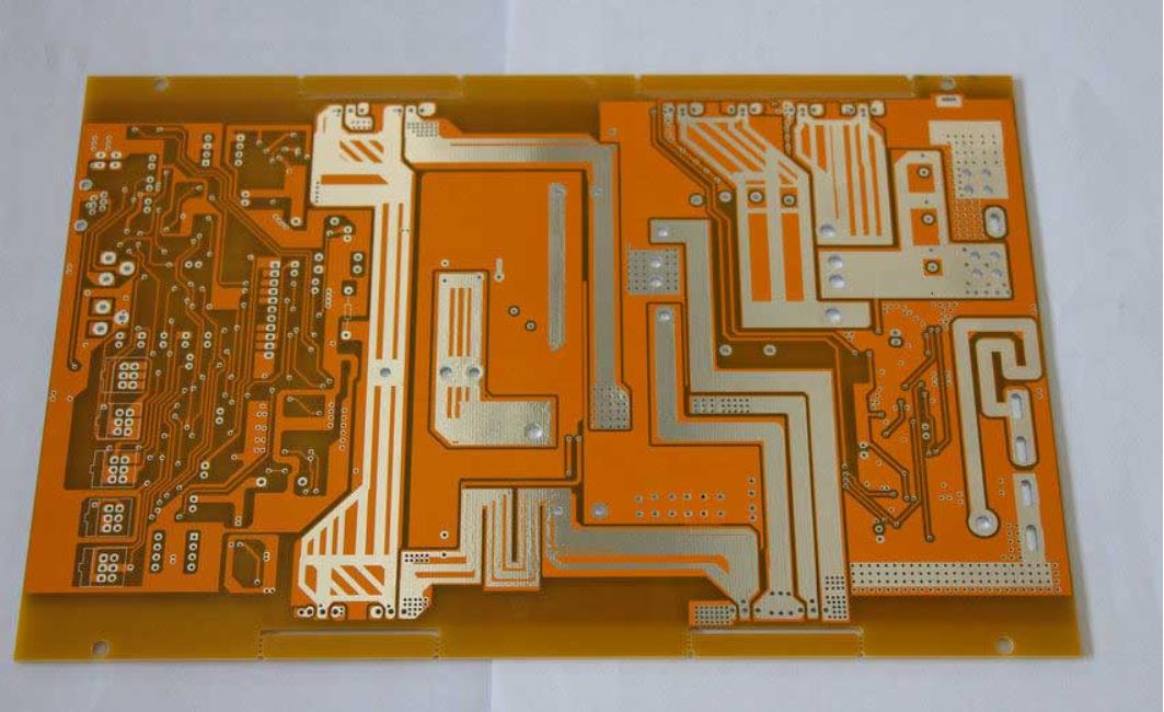 Circuit imprimé flexible (FPC) de la CIBB