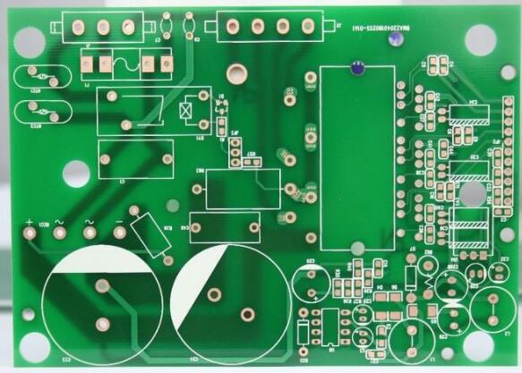 インピーダンス制御に対する高周波PCB回路基板処理の影響とその解