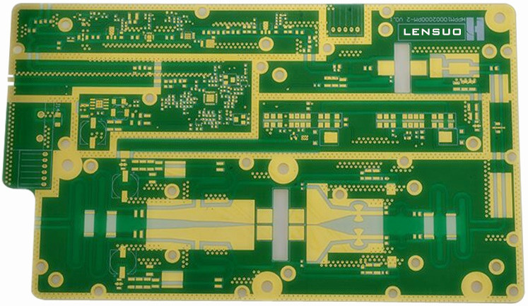 circuiti stampati ad alta frequenza