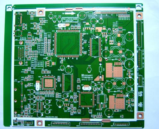 What is the specific difference between PCB and FPC