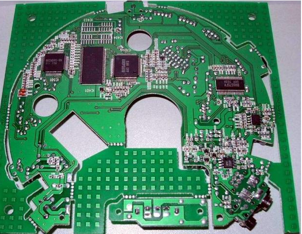 PCB多層電路板製造商：什麼是via插頭油