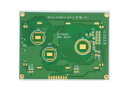 El fabricante de PCB le presenta el papel de la microchip