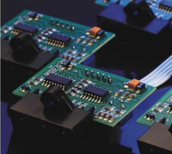 Quali sono i fattori che influenzano la qualità della saldatura di schede nelle fabbriche di circuiti stampati
