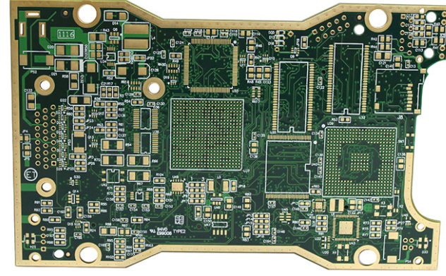 Choosing the appropriate circuit board material to reduce the size of the RF circuit