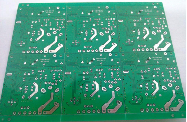 Производители PCB: как снизить шумы и электромагнитные помехи