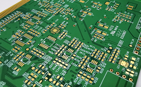 How does the PCB factory control the quality of the PCB board
