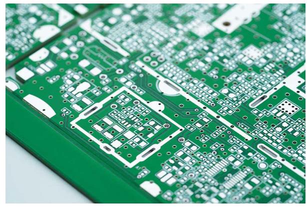 What is the difference between gold plating and immersion gold process for PCB board surface treatment