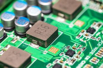 PCB manufacturers: 10 useful rules for PCB wiring