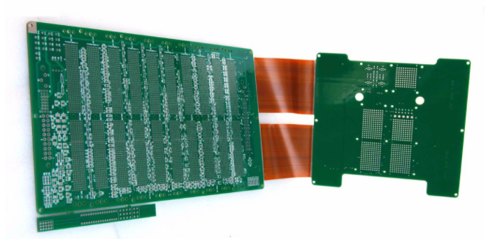 PCB回路基板処理中の不良表面品質