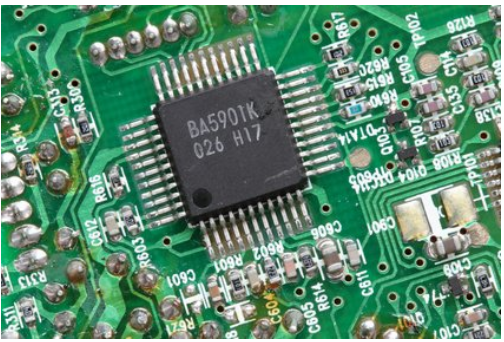What are the common PCB circuit design errors?