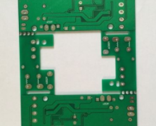 Tre generi di fori di perforazione per circuiti stampati