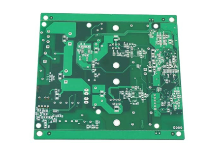 Placa de circuito impreso multicapa