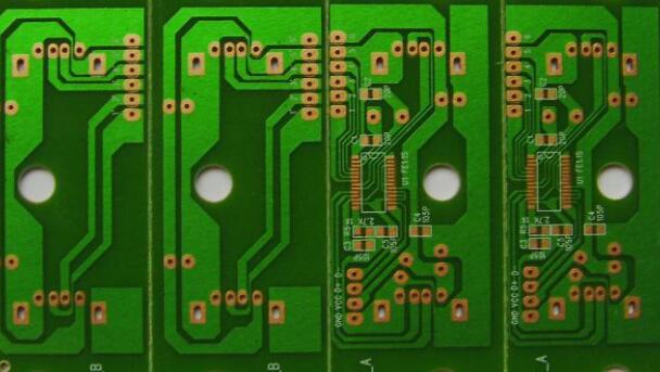 PCB回路基板の干渉防止設計ルール